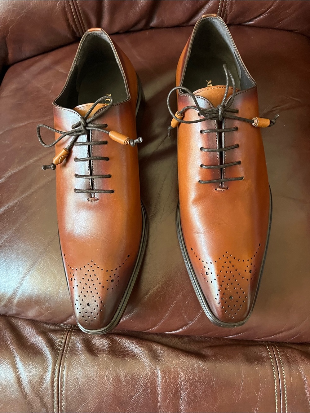 Beautiful Men Mezlan Oxford Shoe New Never Worn In Original Packaging.